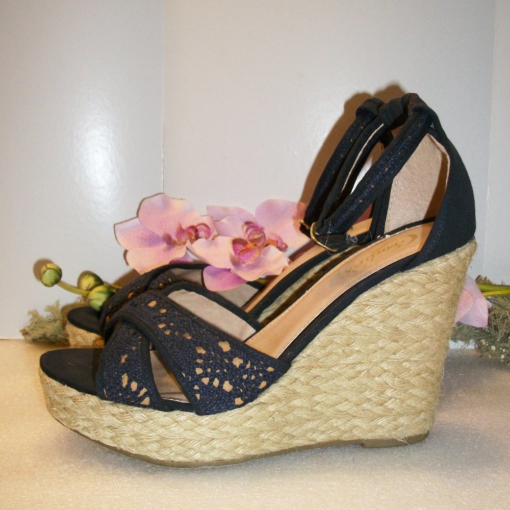 SOLD! CANDIE'S 9M Navy  Blue Espadrille Wedge Sandals 4.5" Heel NWOT - Picture 3 of 10